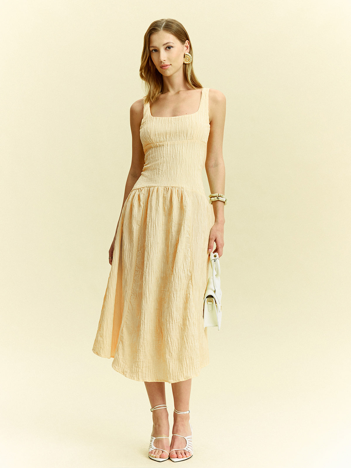 Robe midi texturée sans manches
