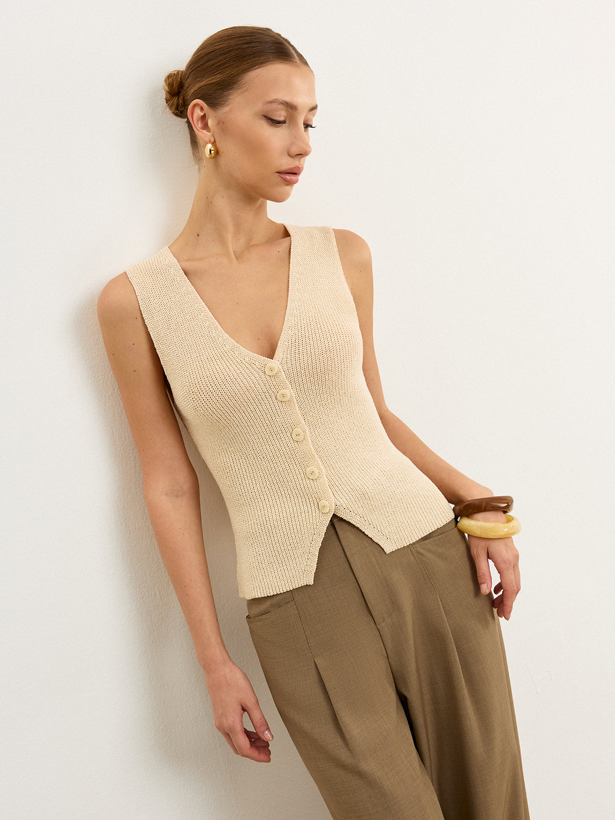 Strickweste mit Knopfleiste