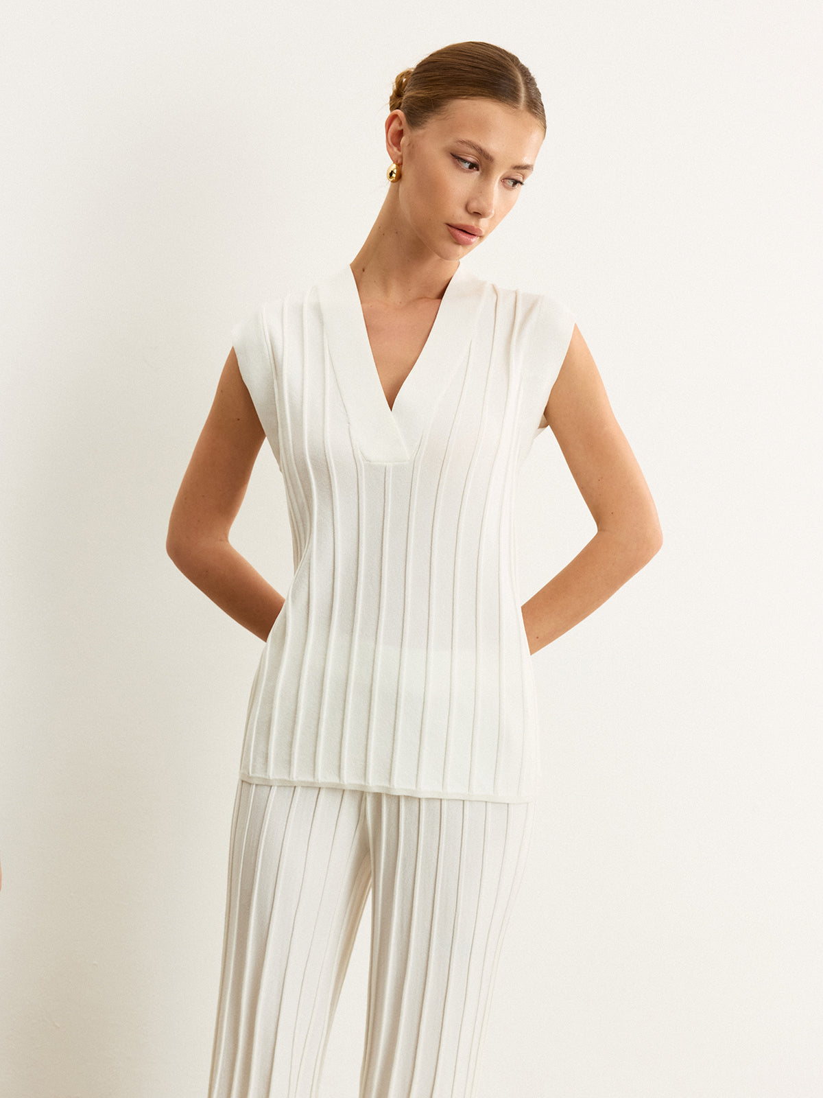 Débardeur en maille côtelée à col en V