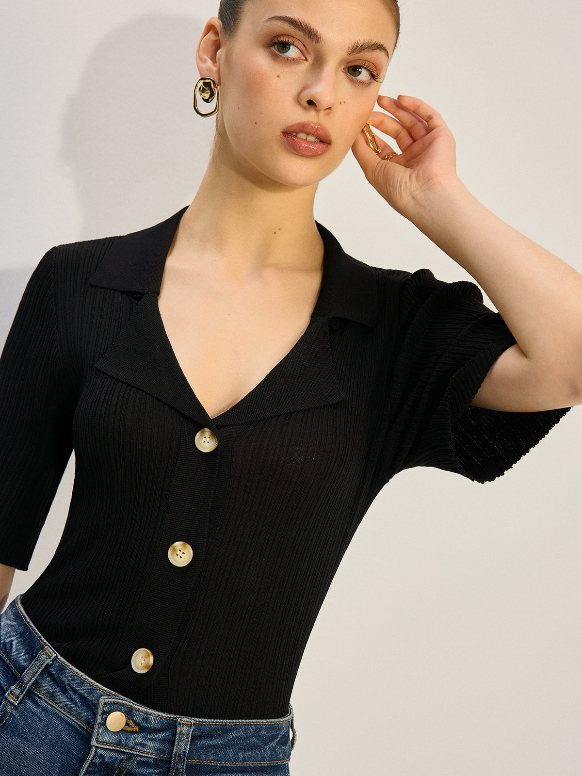 Strickbluse mit Knöpfen