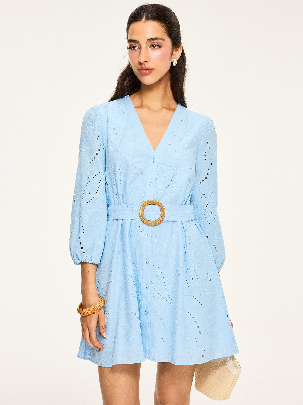 Mini-robe œillets et ceinture