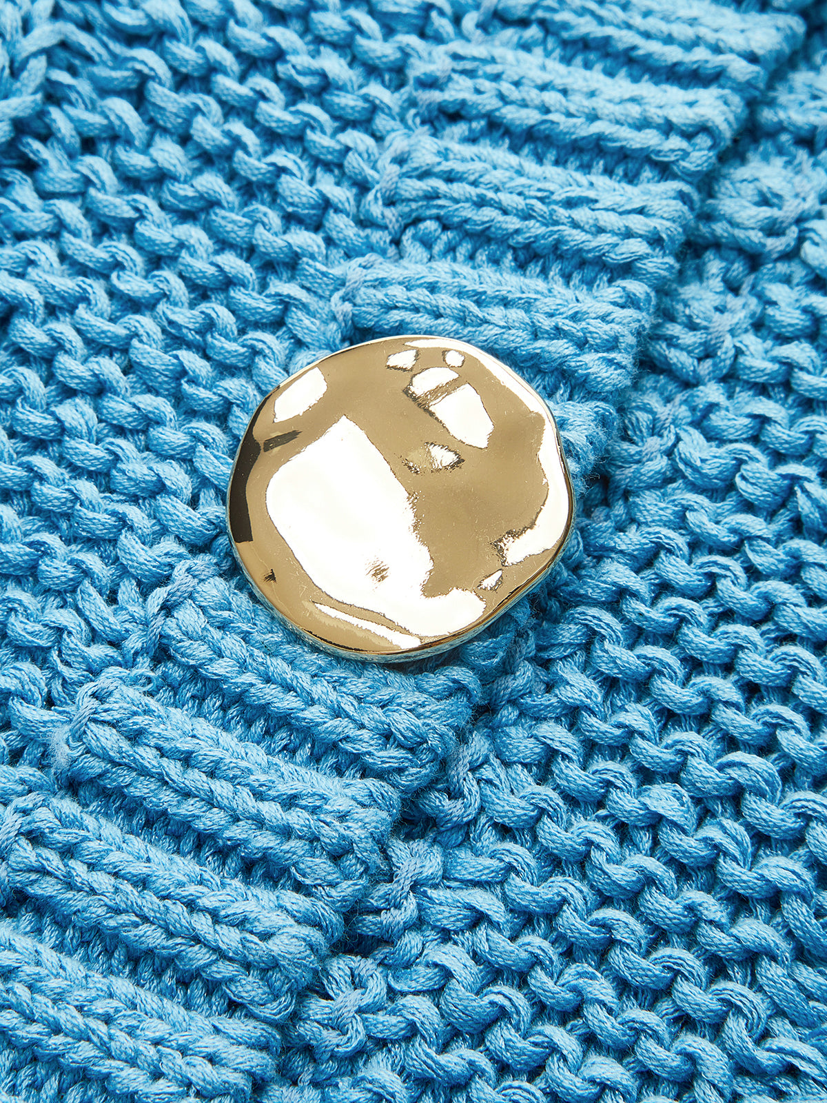 Cable-Knit Sleeveless Buttoned Vest