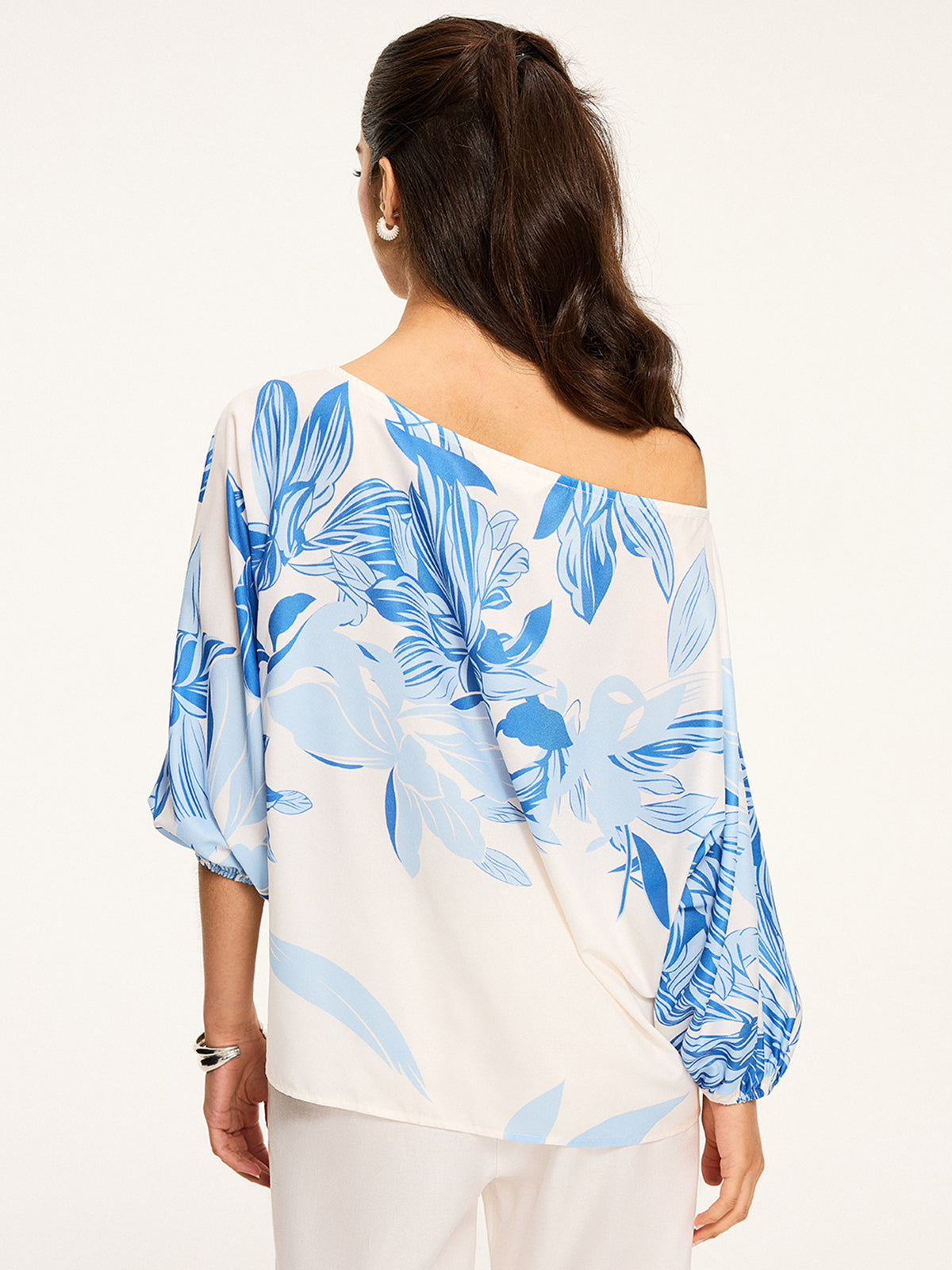 Halbtransparente schulterfreie Bluse mit Blumenmuster