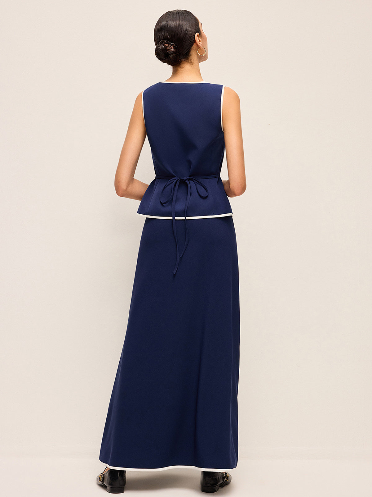 Ausgestellter Rock mit mittelhoher Taille