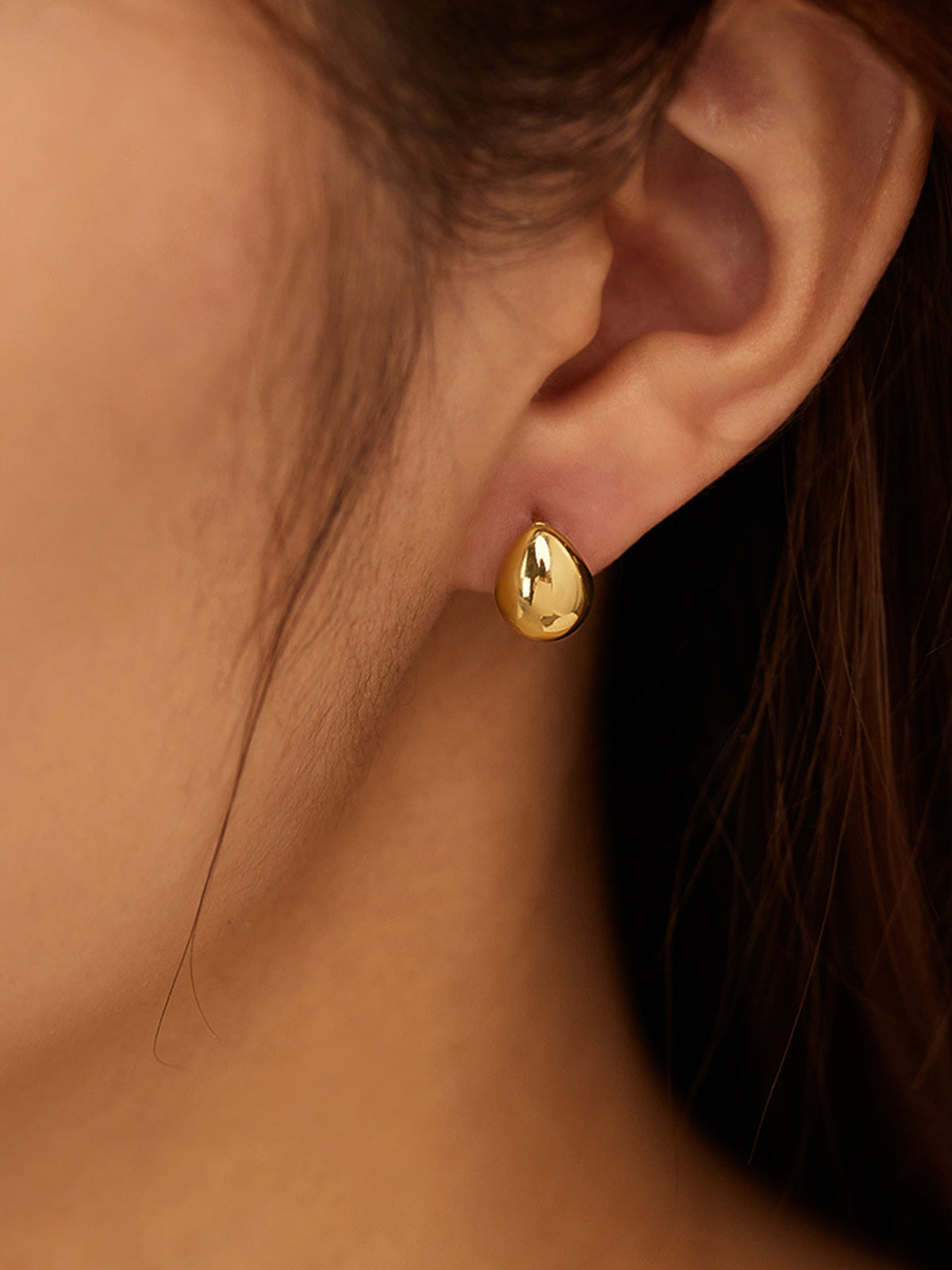 Boucles d'oreilles clous goutte minimalistes