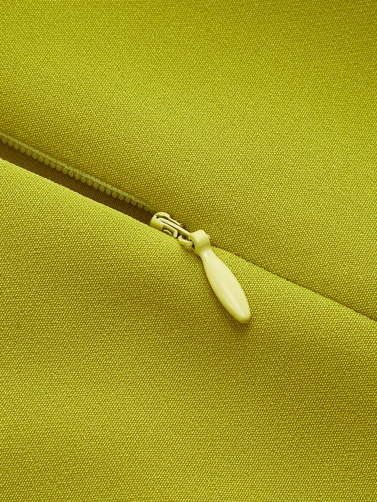 Sleeveless Crop Top With Metal Ring Detail