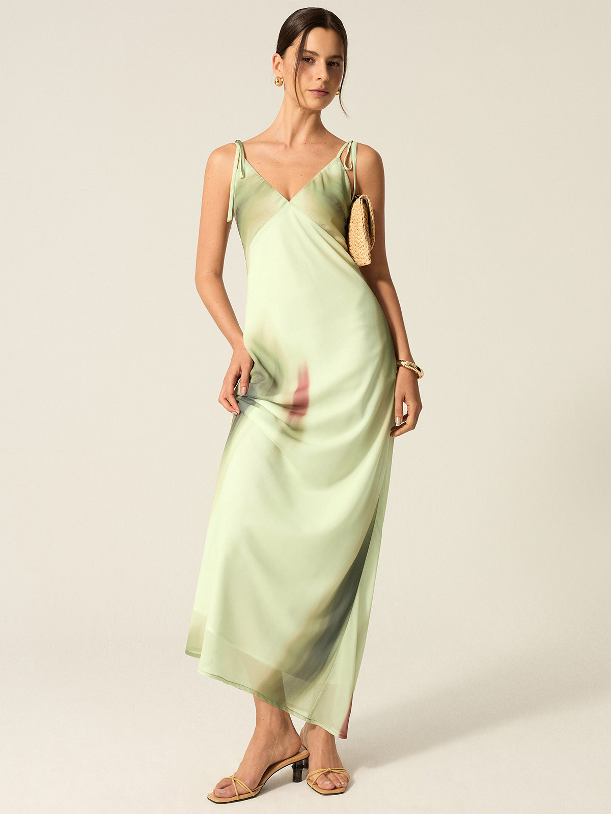 Robe longue imprimée col en V