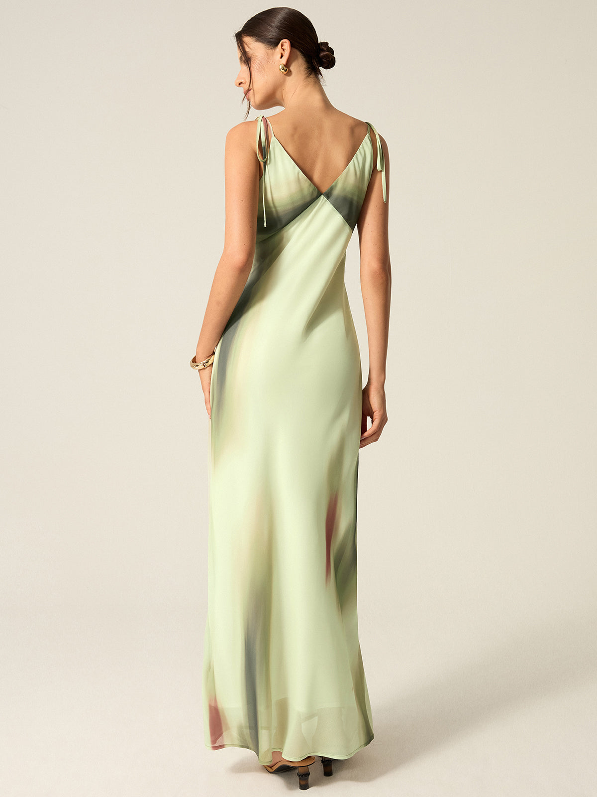 Robe longue imprimée col en V