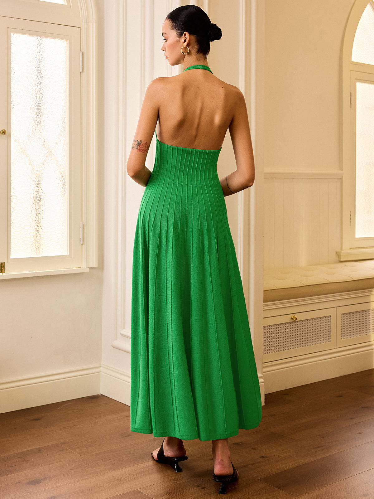 Robe longue dos nu en maille