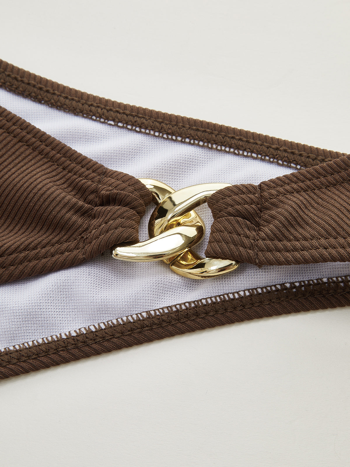 Bikini-Set mit Metallverzierung