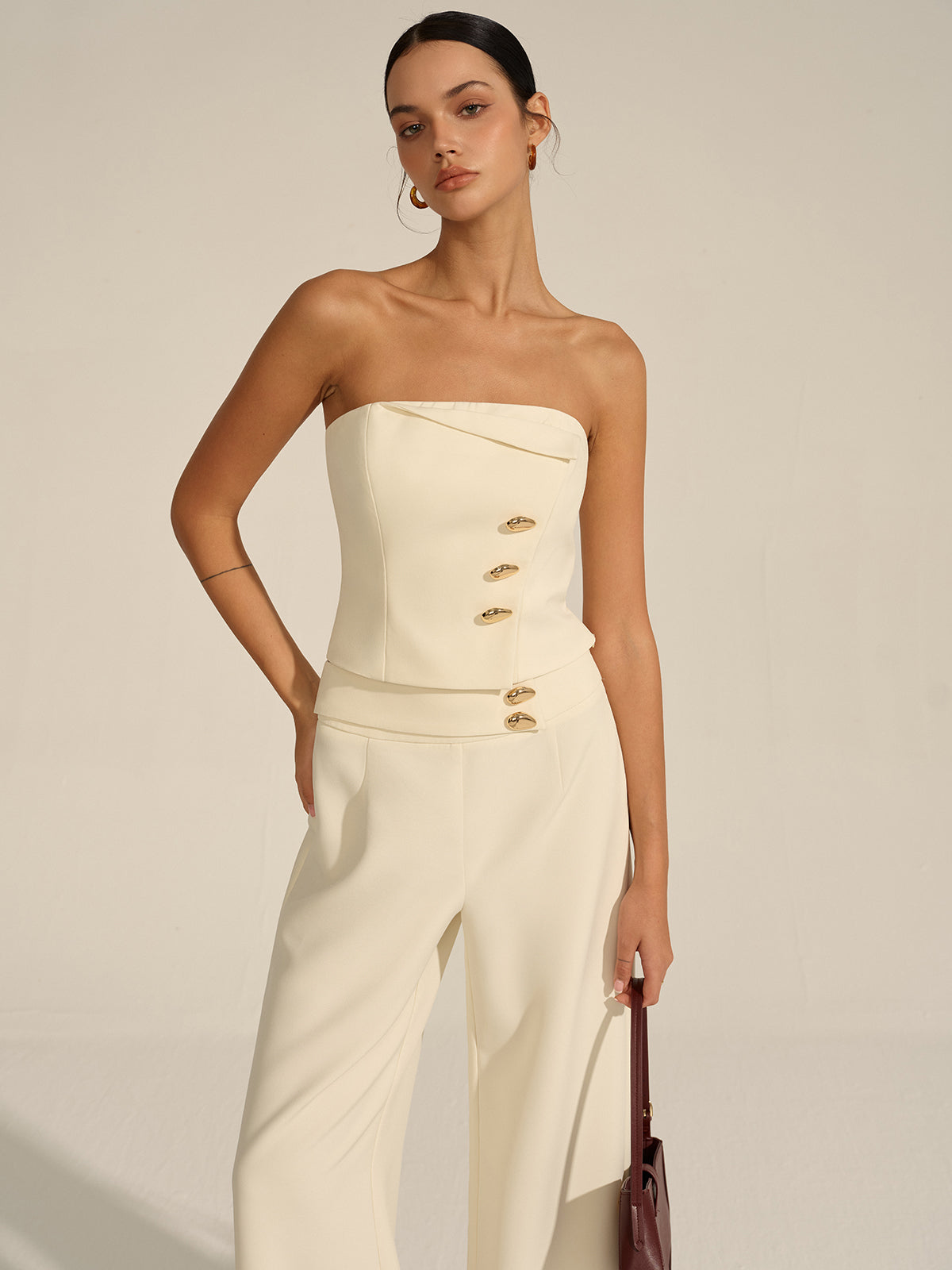 Haut court bustier à décor métallique