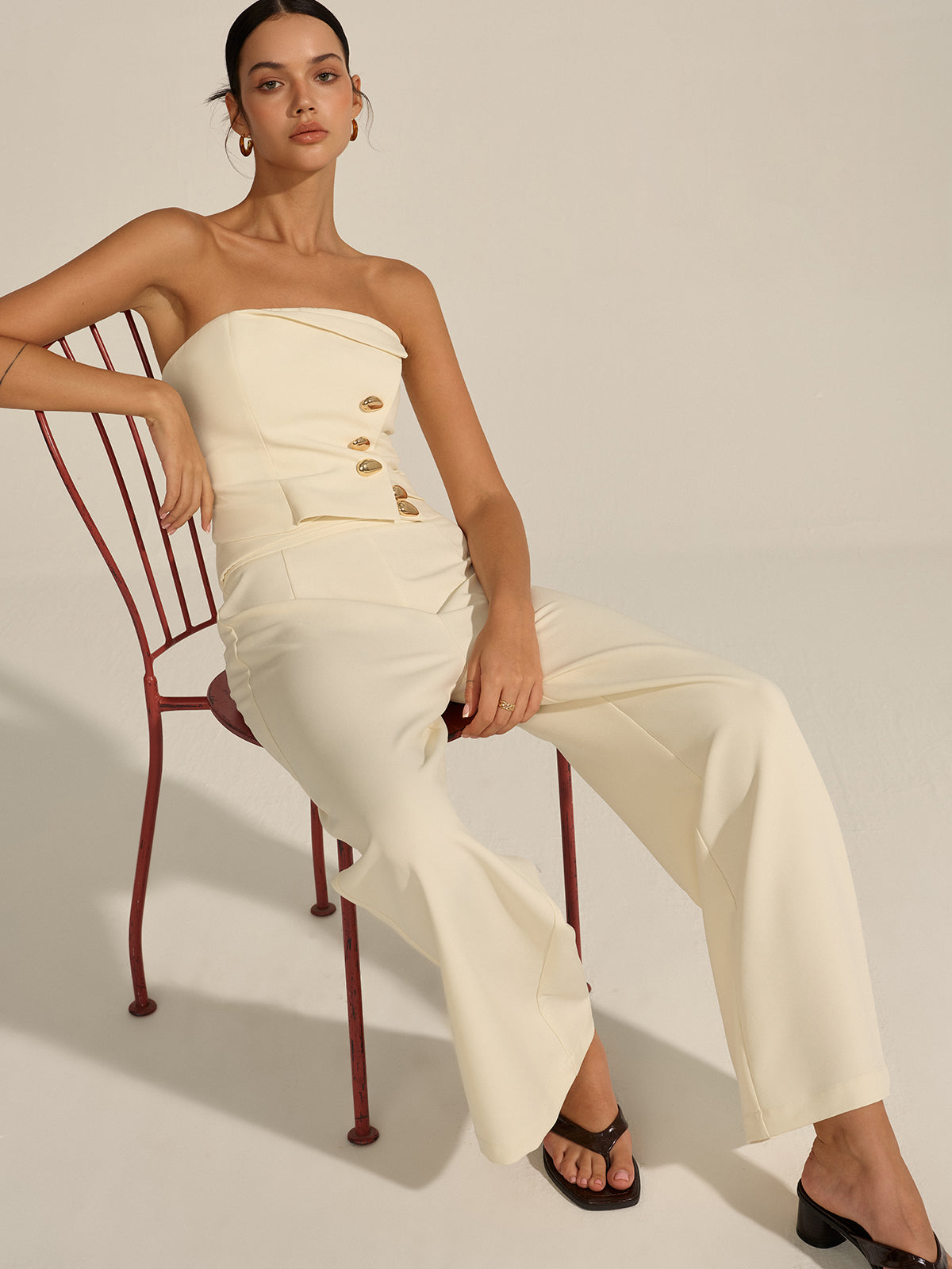 Haut court bustier à décor métallique