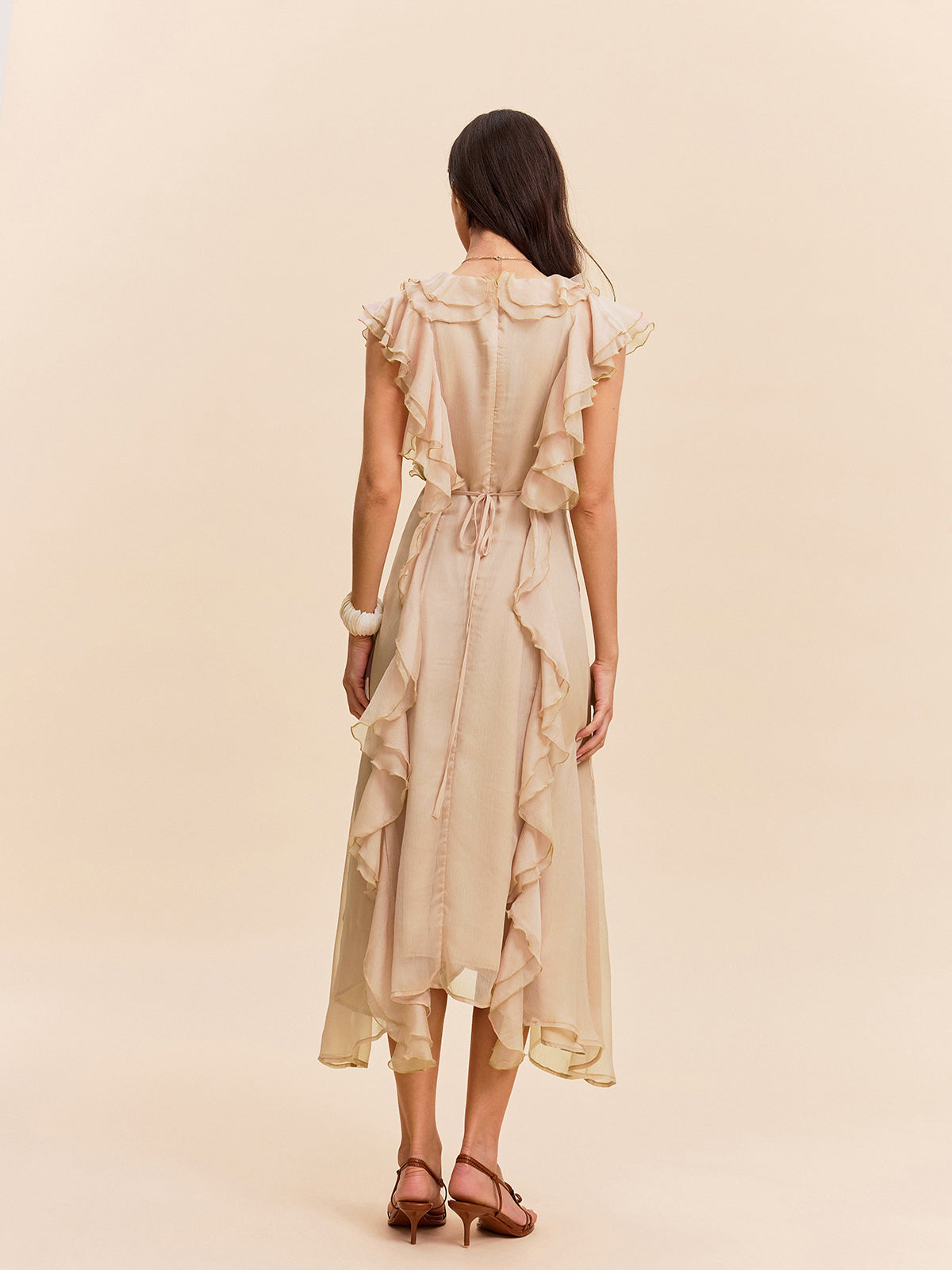 Halbtransparenter Rüschenkleid