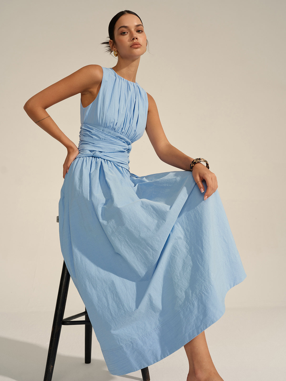 Robe longue à taille froncée