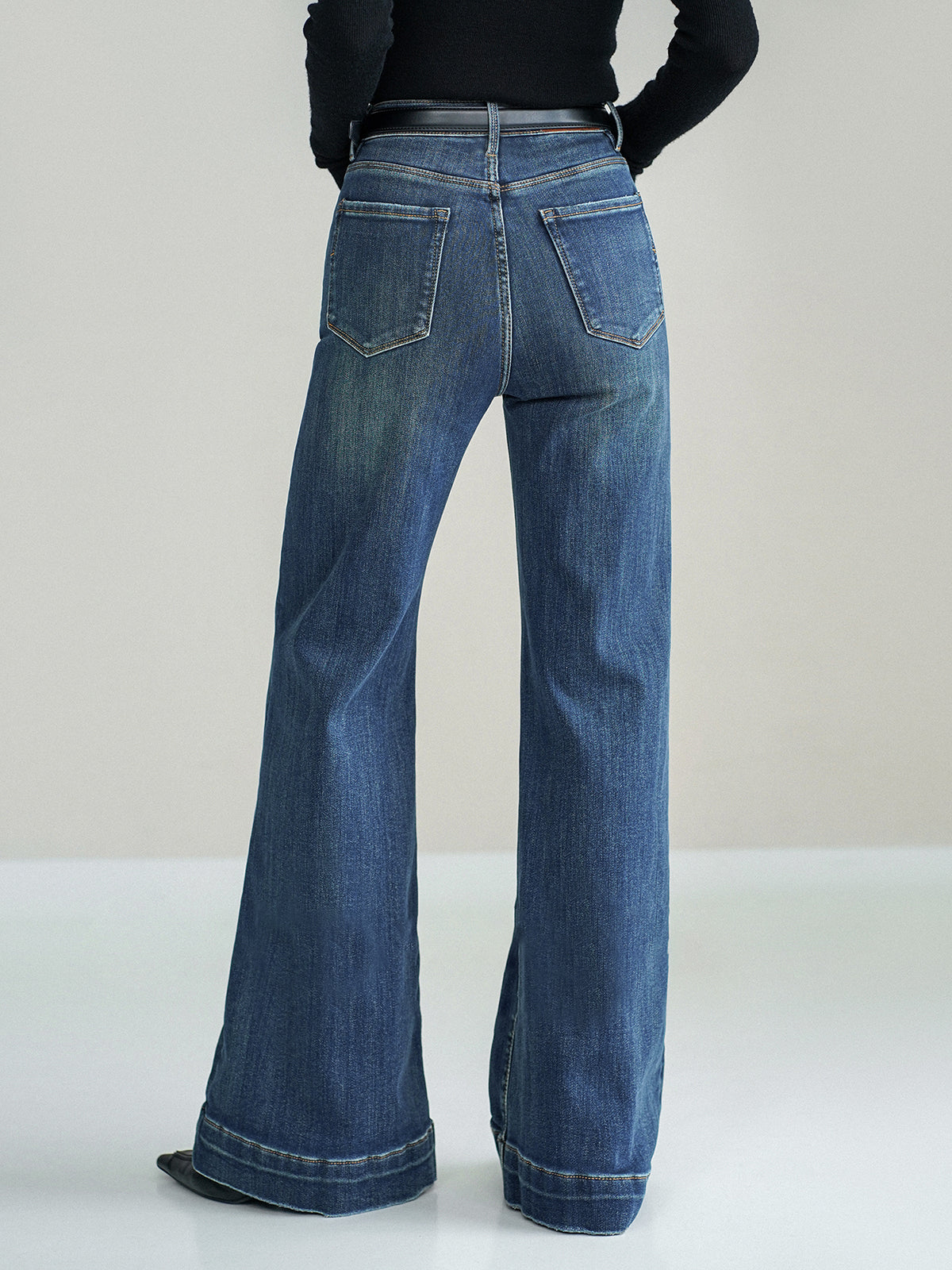 Jean bootcut taille mi-haute sans ceinture