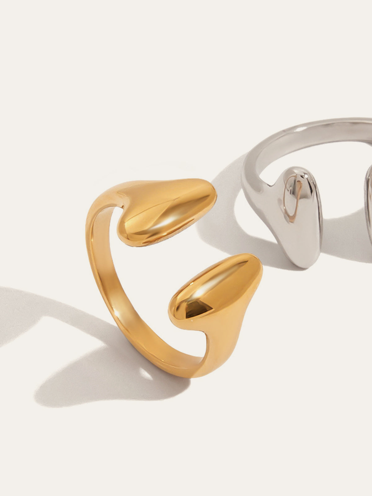 Bague sculpturale ouverte