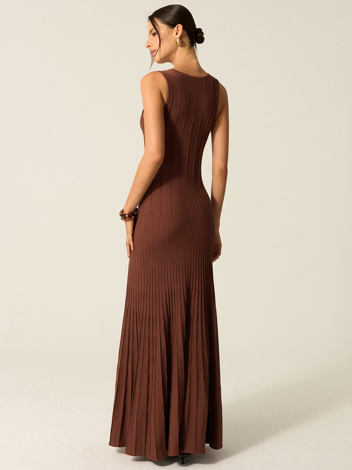 Geripptes Strick-Maxikleid