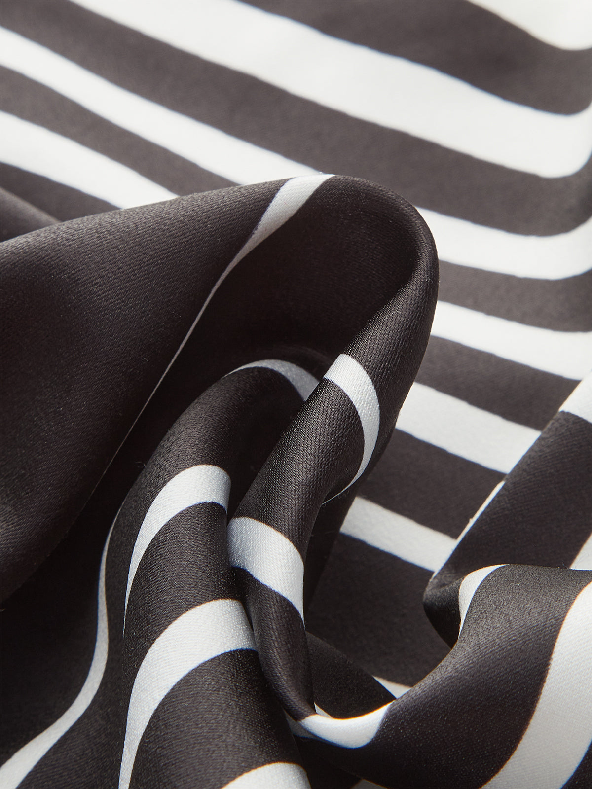 Haut dos nu rayé à bretelles chaîne