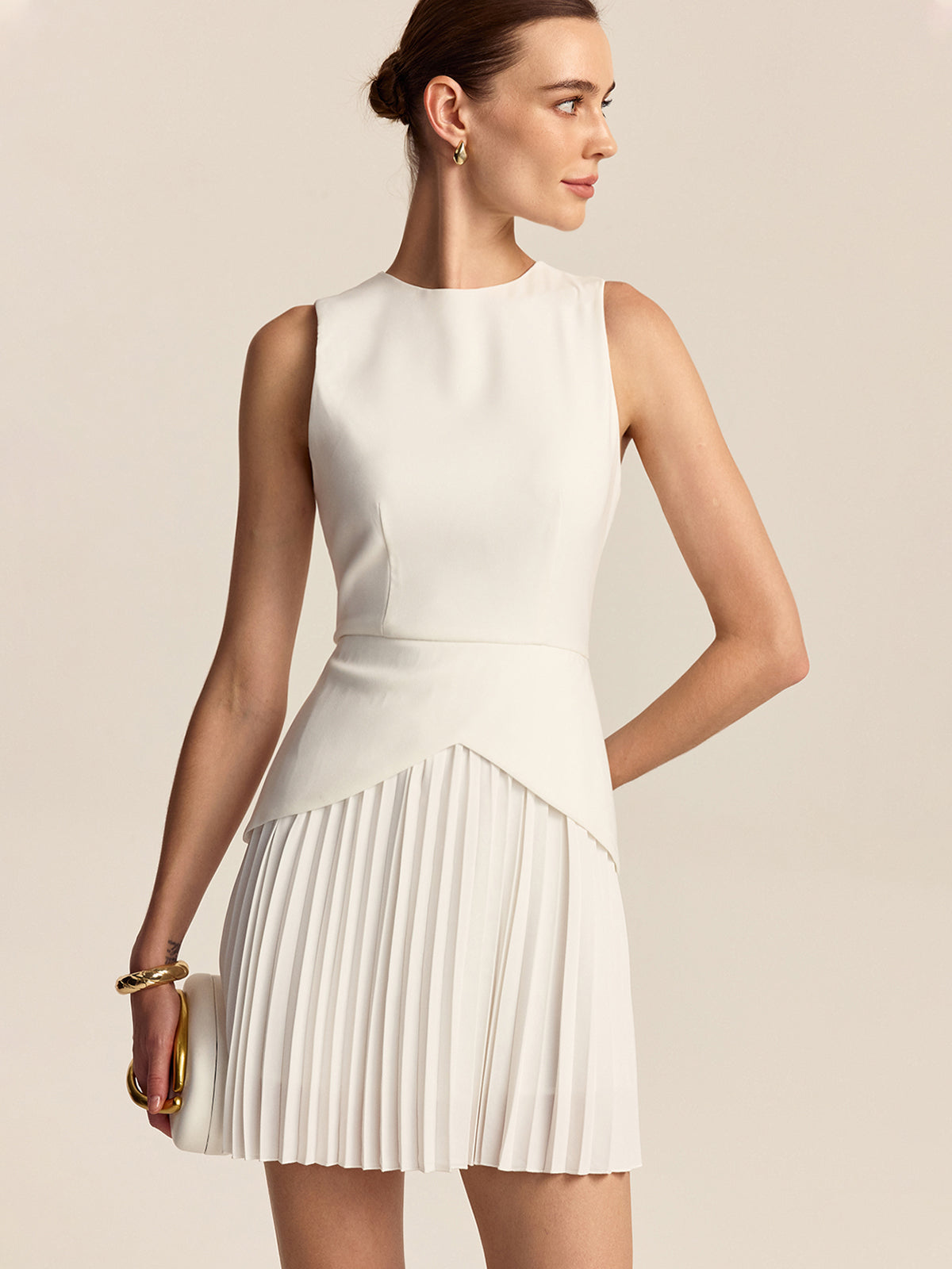 Mini-robe à ourlet plissé