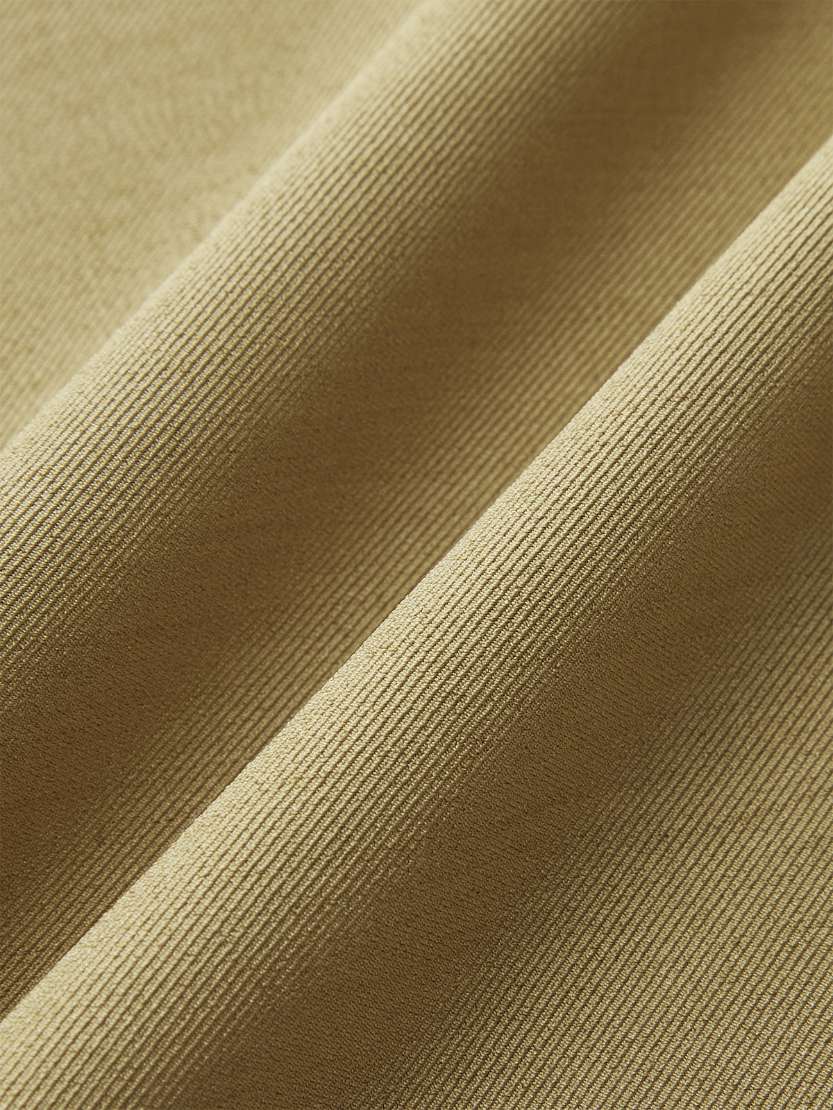 Asymmetrische geraffte Hose mit mittlerer Bundhöhe