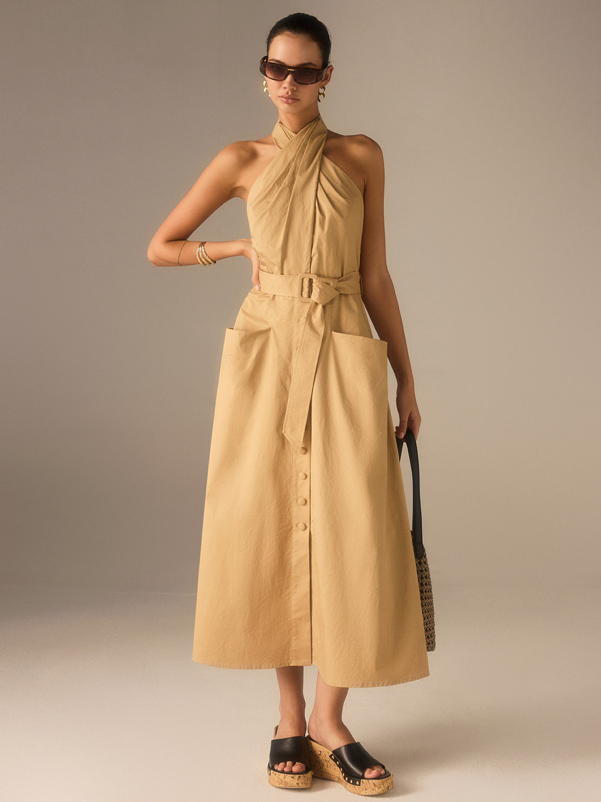 Robe midi plissée en coton à dos nu avec ceinture