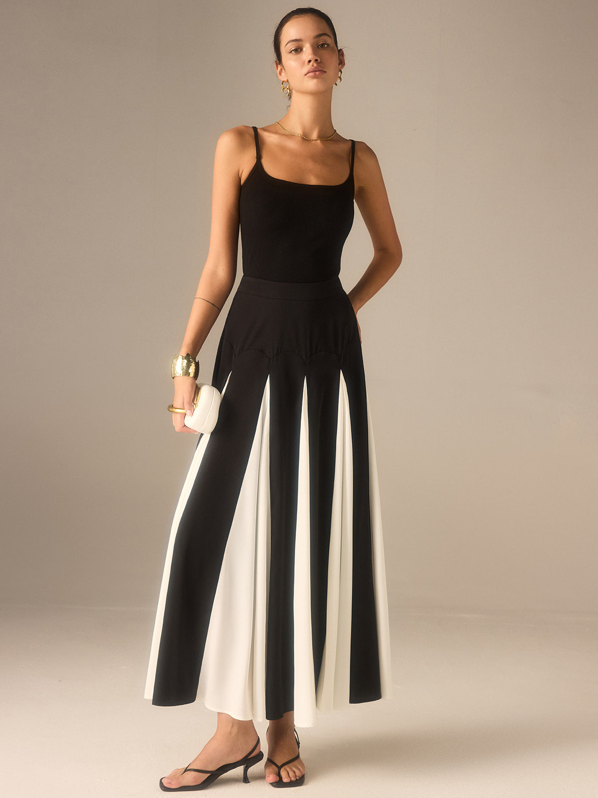 Farbblockierter Midirock mit Einsätzen