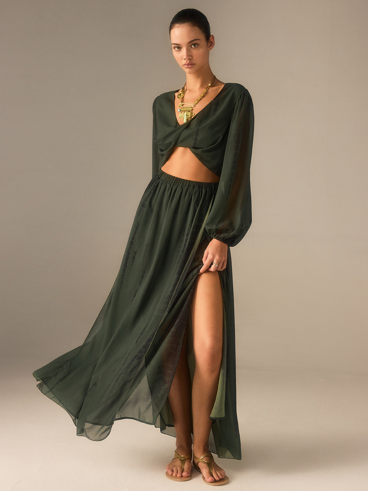 Chiffon Crop Top und Maxirock-Set mit Schlitz