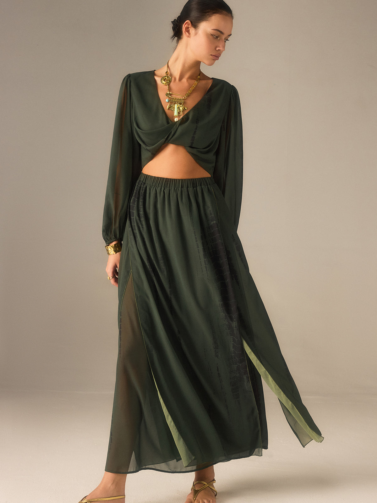 Chiffon Crop Top und Maxirock-Set mit Schlitz