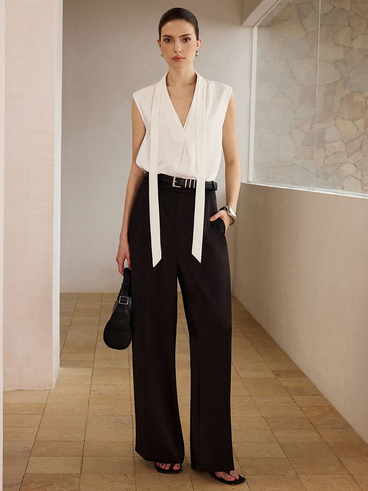 Sleeveless Blouse with Tie-Neckline