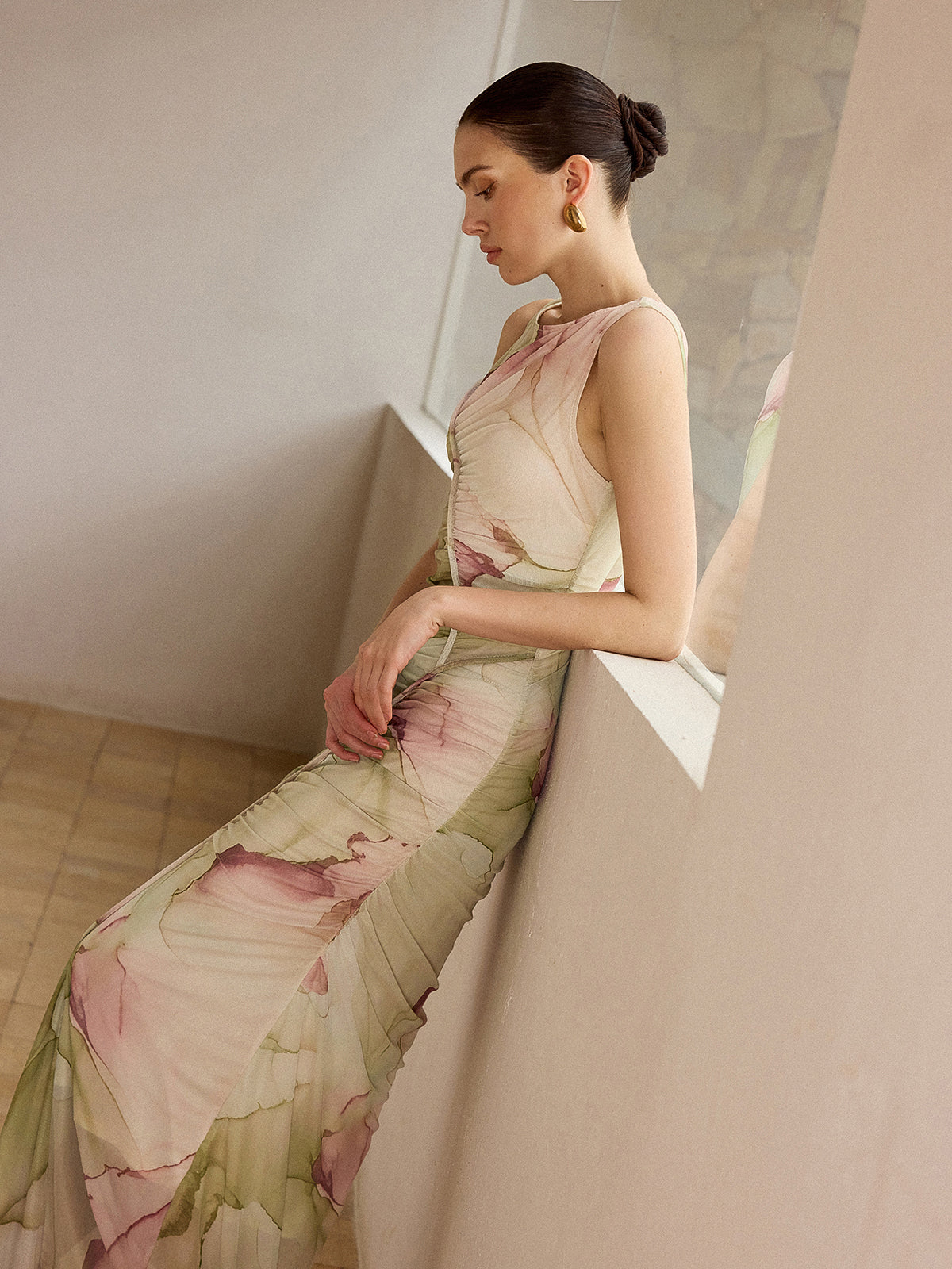 Bedrucktes, halbtransparentes Mesh-Maxikleid
