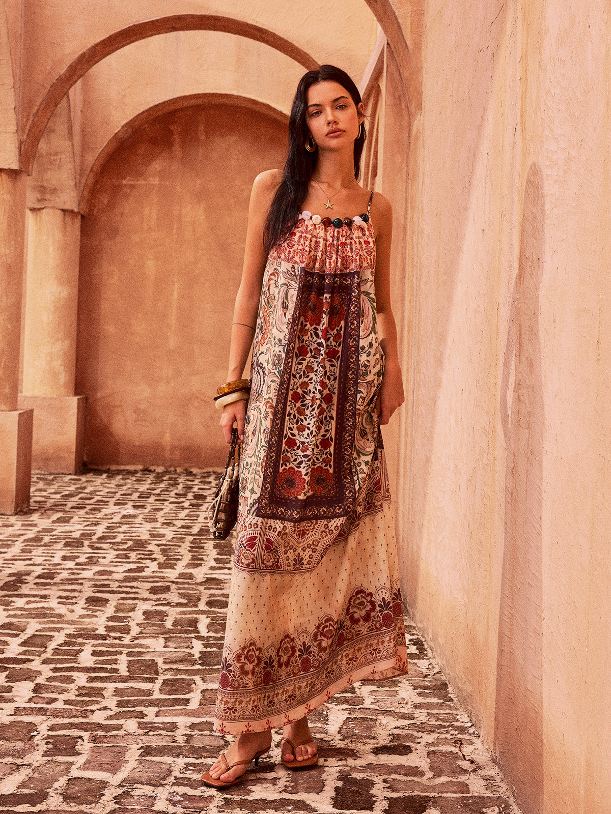 Robe longue perlée à imprimé cachemire