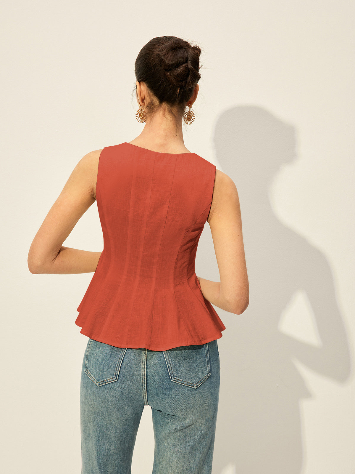 Peplum-Top mit eckigem Ausschnitt und Knopfleiste