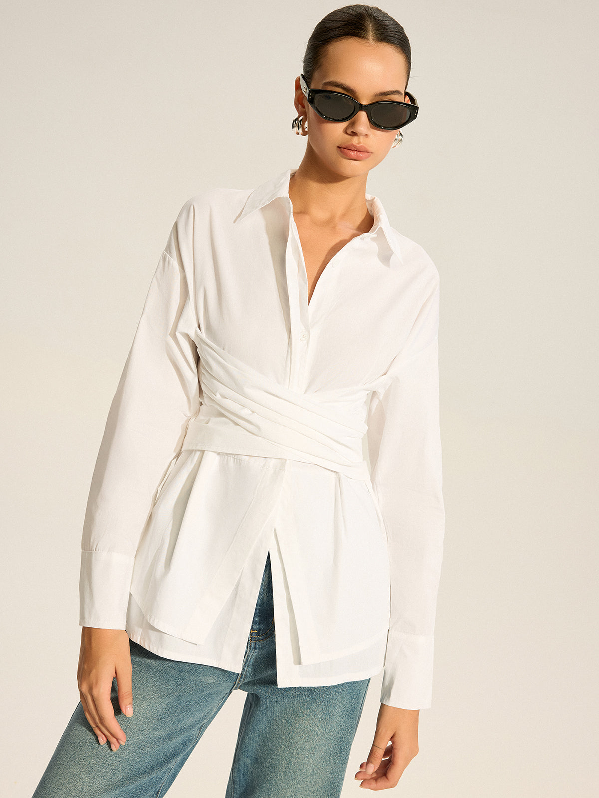 Chemise à manches longues et nœud au dos