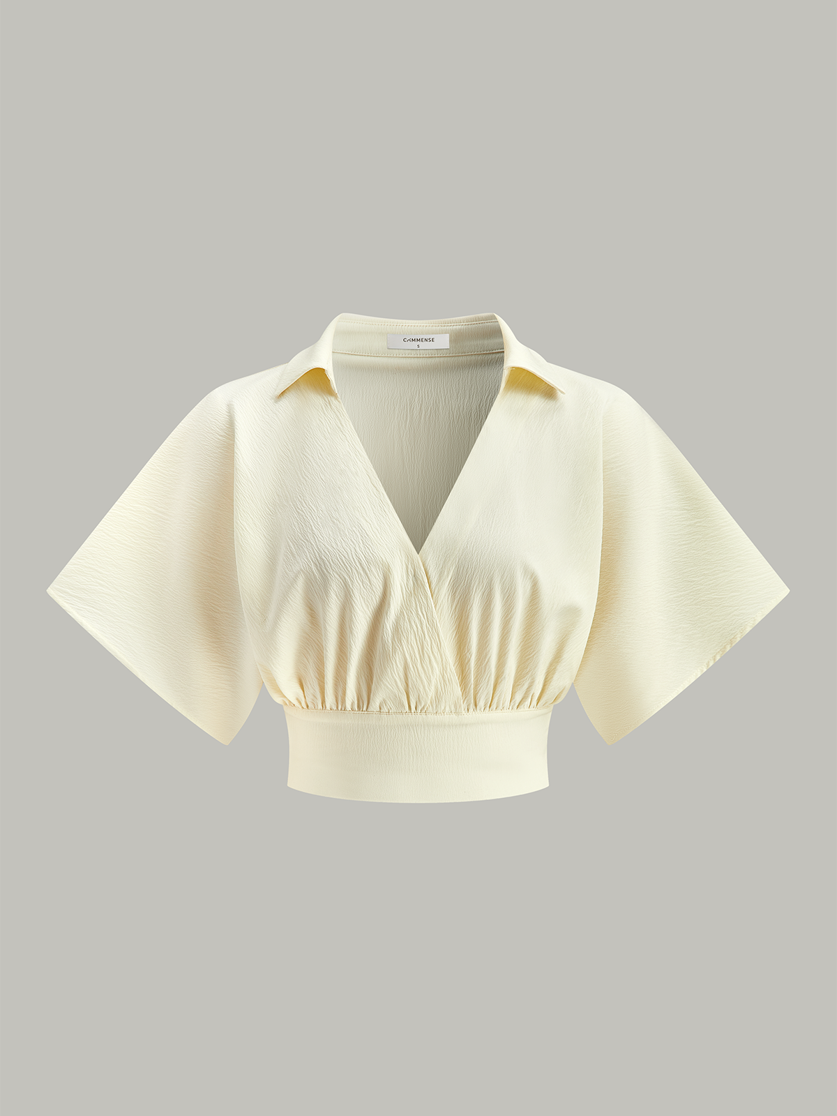 Haut à col froncé à manches courtes