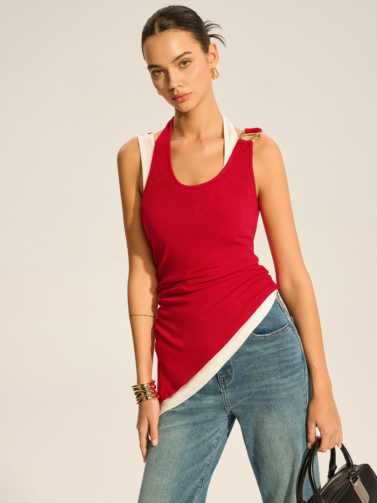 Asymmetrisches, mehrlagiges Neckholder-Top