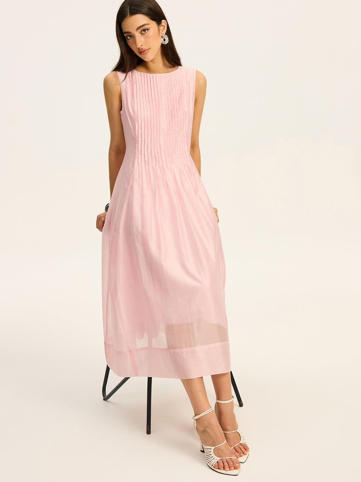 Robe midi plissée sans manches en Tencel semi-transparent