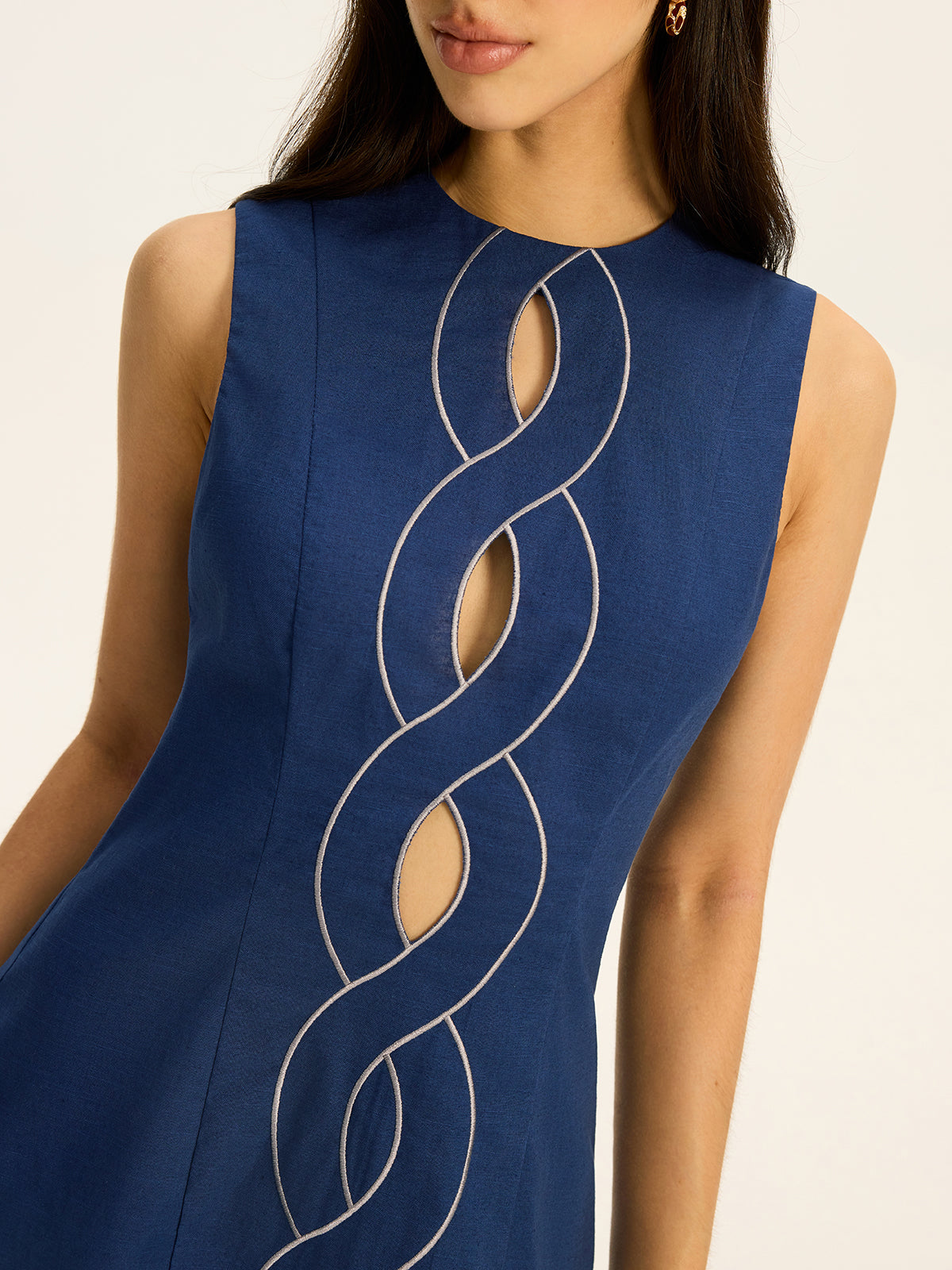 Robe Courte en Lin et Coton à Découpes et Surpiqûres Contrastantes