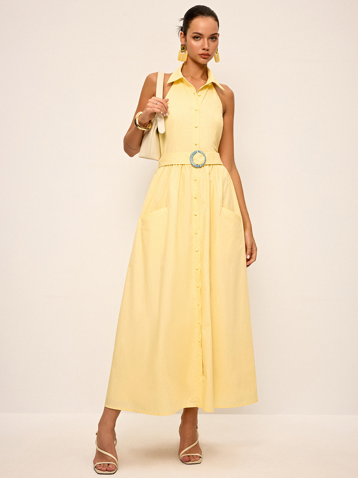 Robe chemise dos nu à col halter avec ceinture