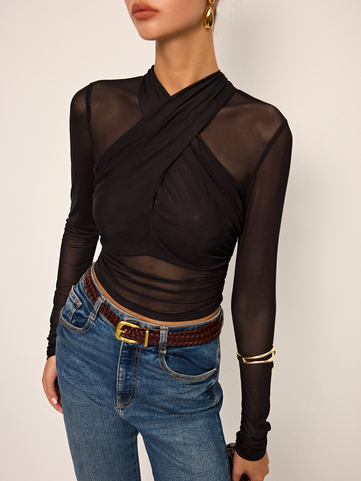 T-shirt croisé en maille semi-transparente