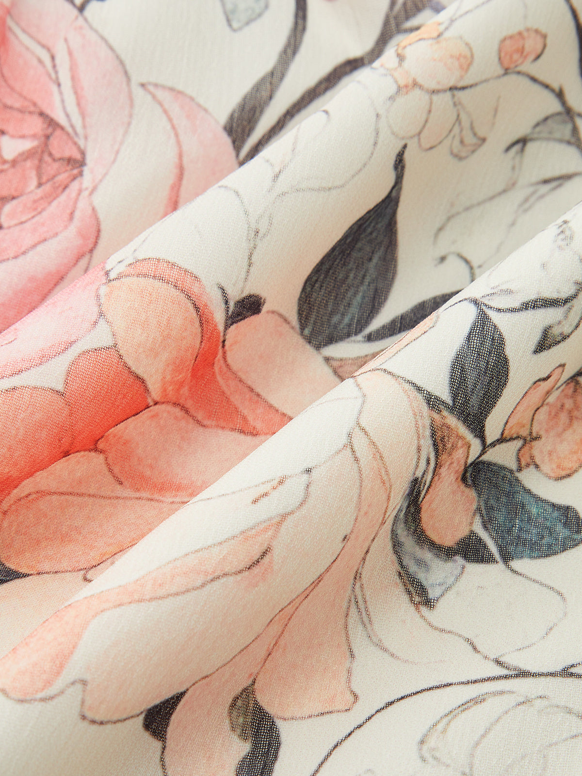 Halbtransparente Chiffon-Stufenkleid mit Blumenmuster