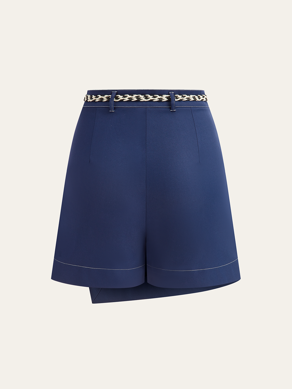 Jupe-short asymétrique à surpiqûres contrastées avec ceinture