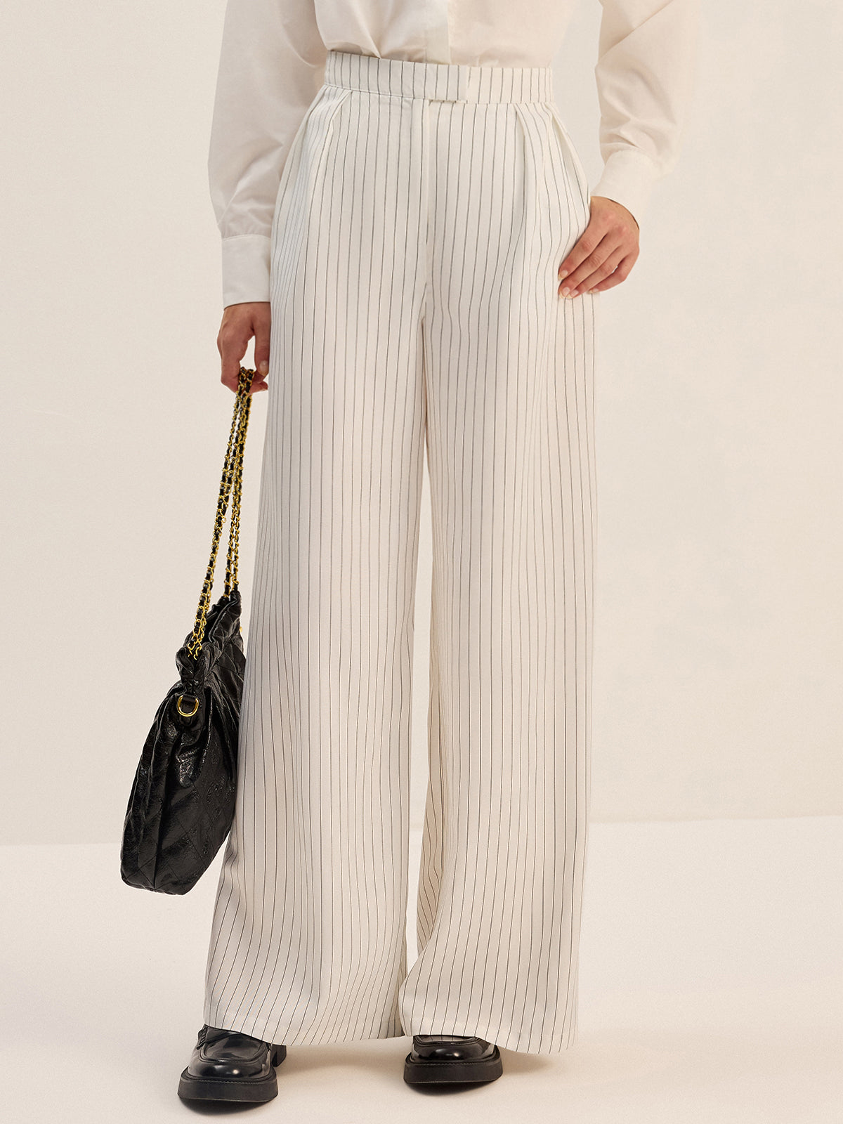 Pantalon large à rayures fines
