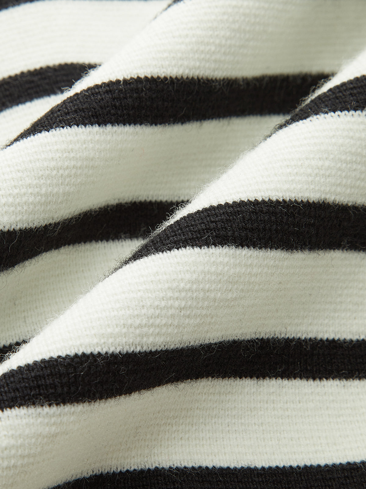 Cable Knit Trim Striped Vest