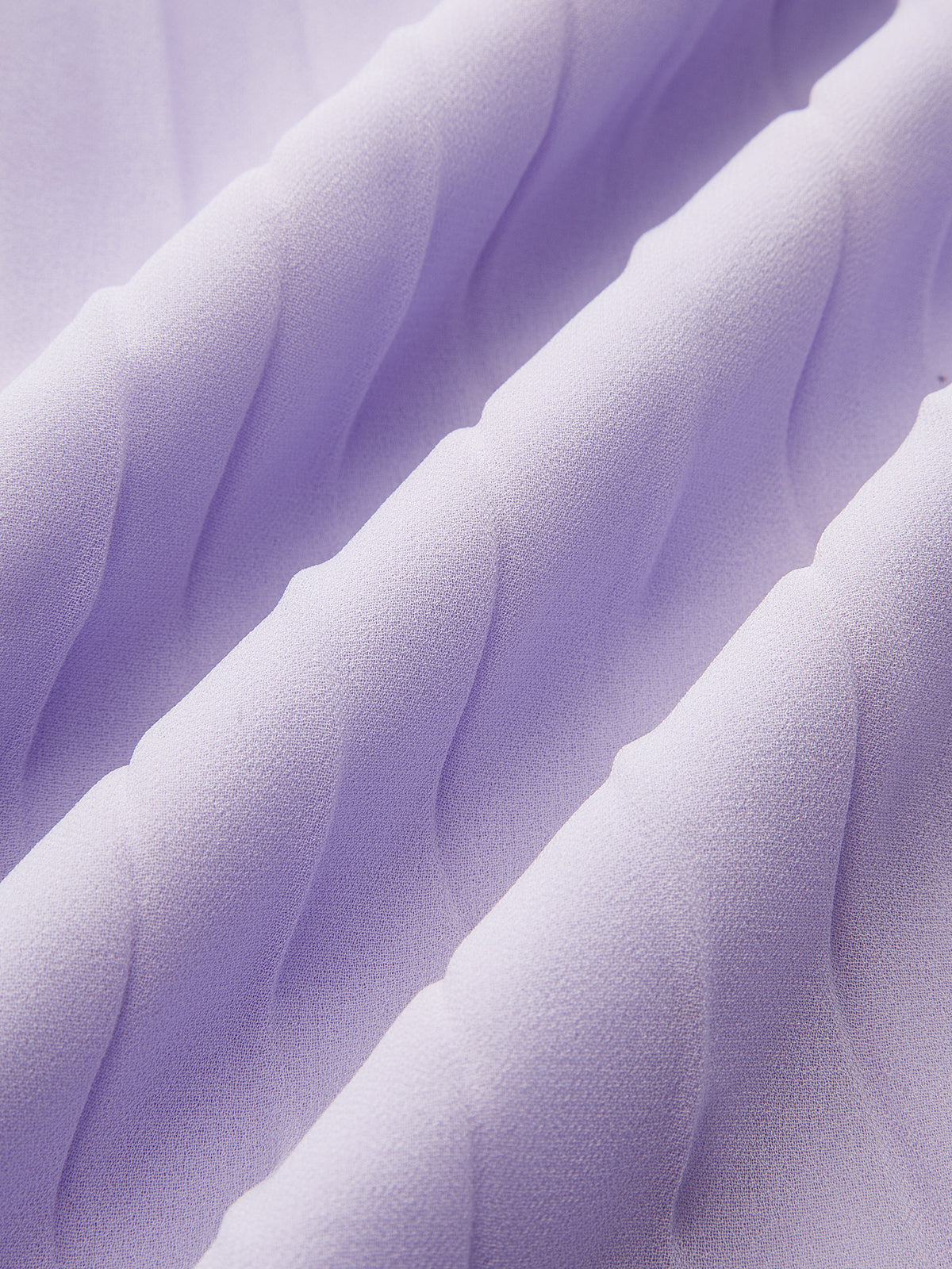 Robe longue à volants plissés en mousseline et col montant