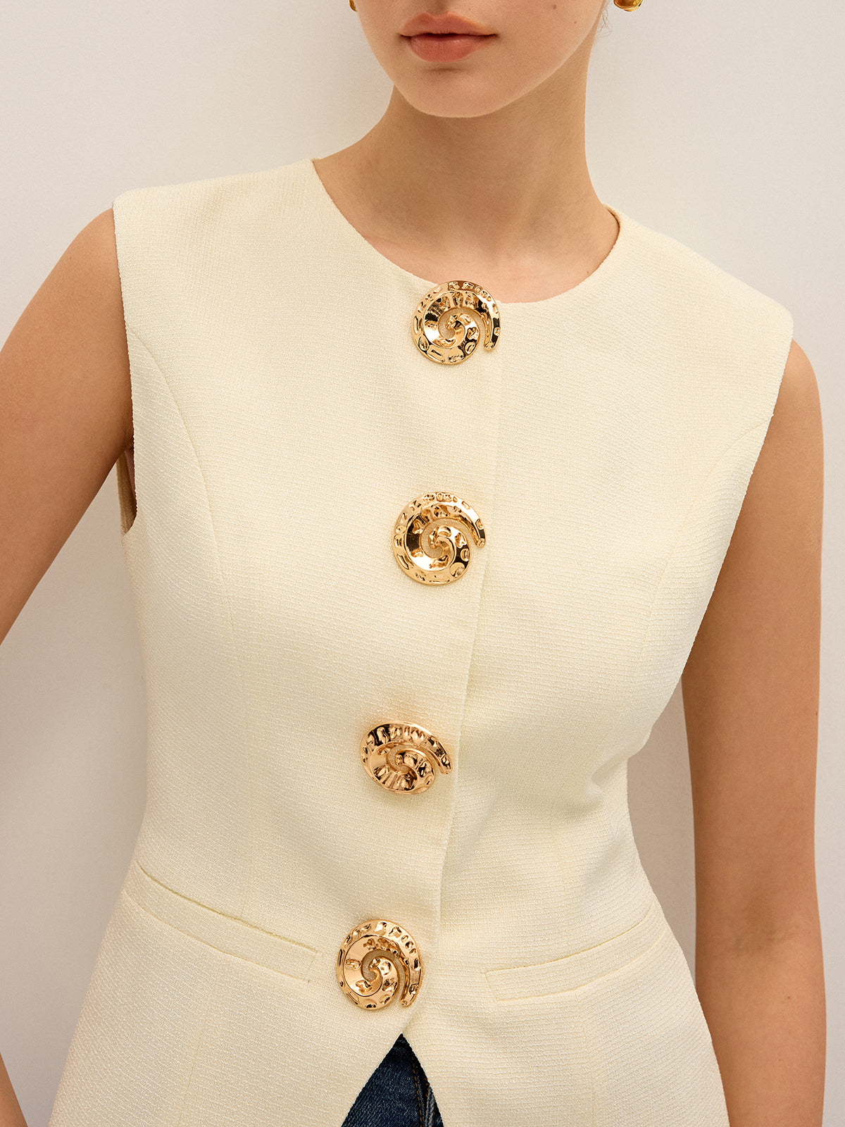 Metal Detail Sleeveless Vest