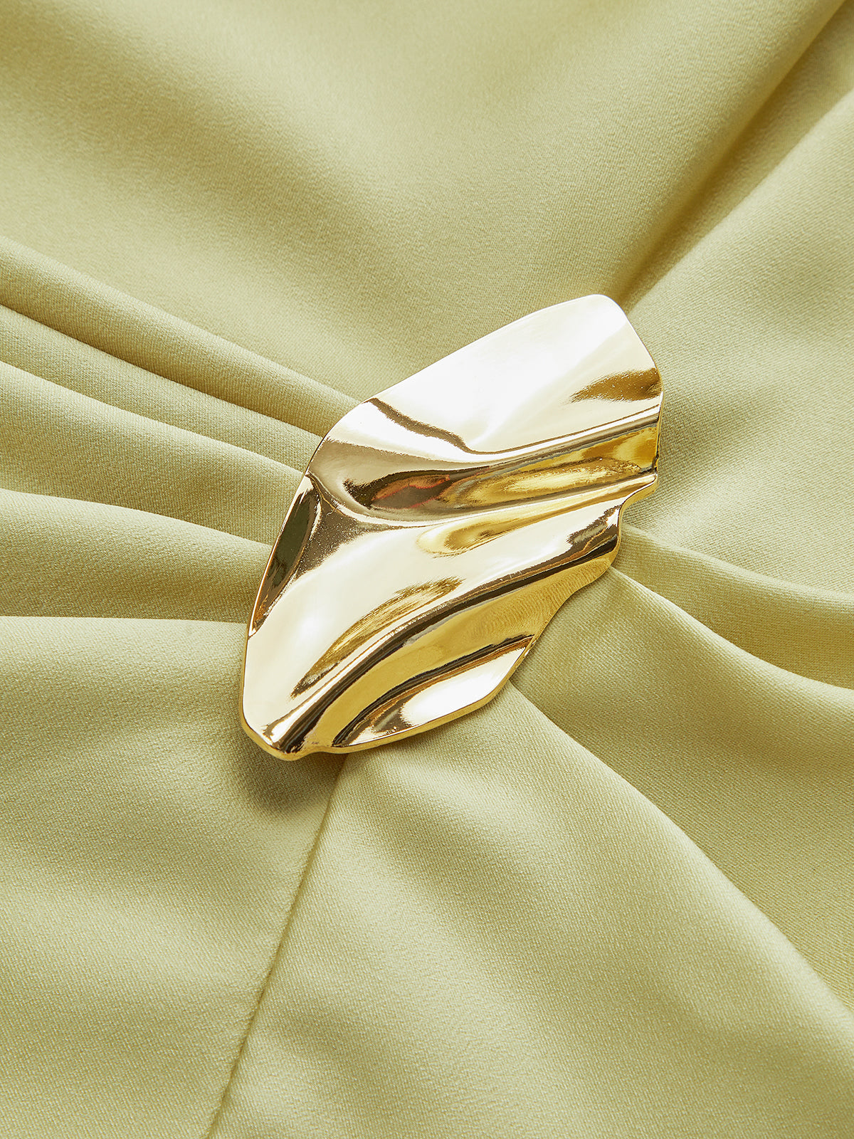 Haut froncé à une épaule