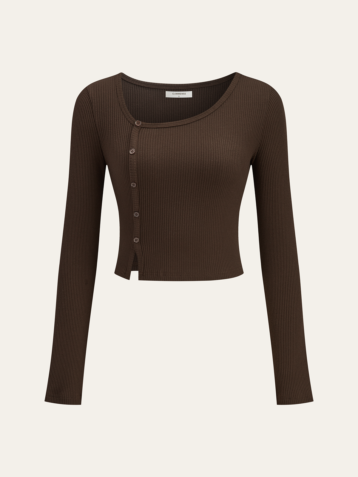 Asymmetrisches geripptes T-Shirt mit Knopfdetail