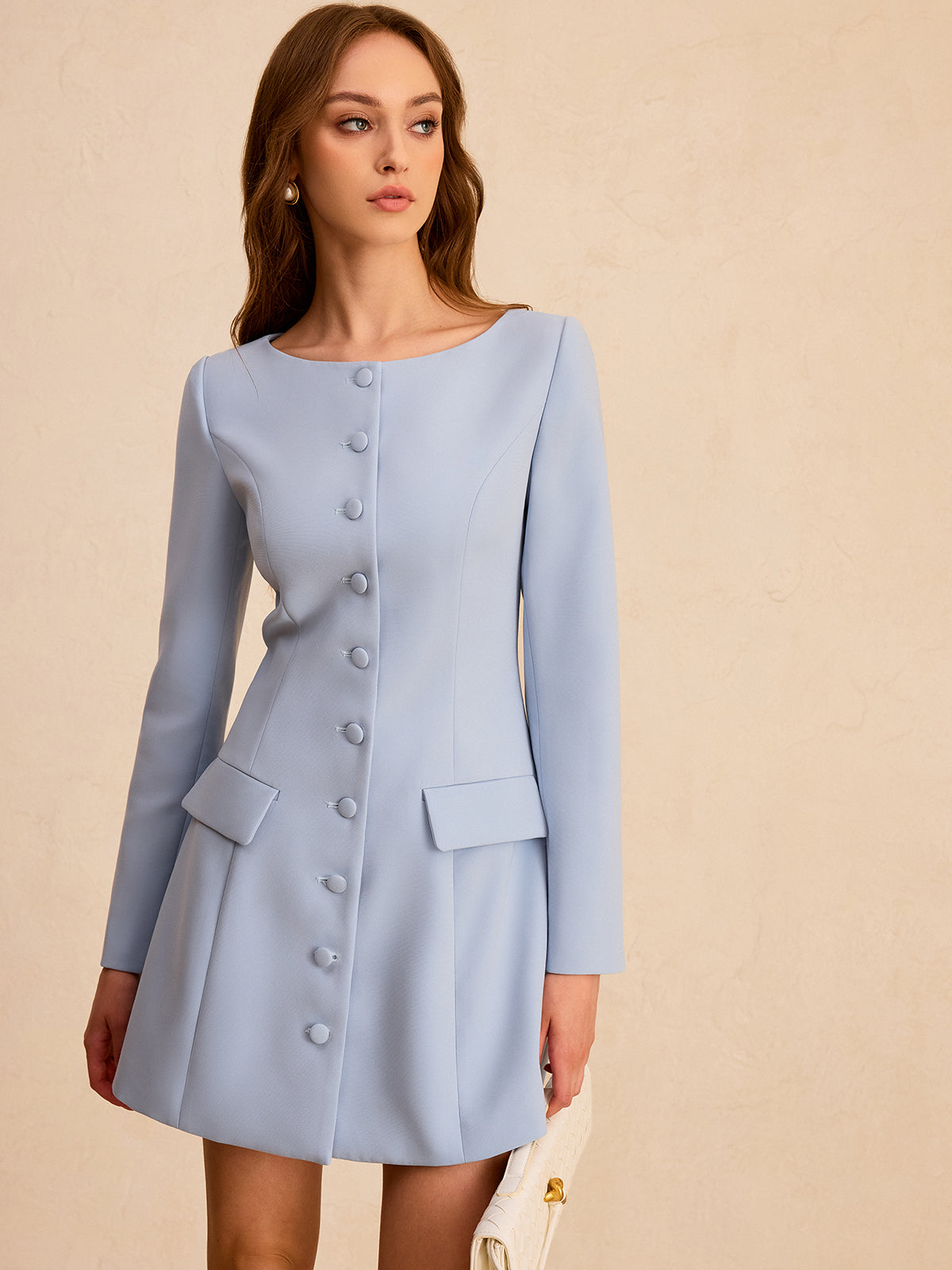 Enganliegendes A-Linien-Kleid mit langen Ärmeln