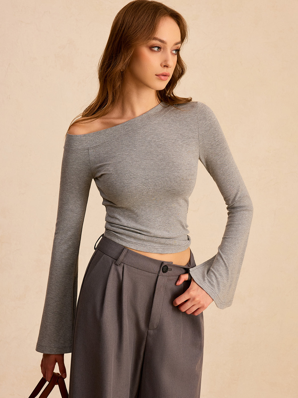 Carmenbluse mit Glockenärmeln