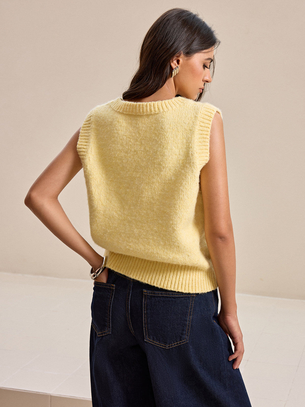 Gilet tricoté en mélange de laine à col en V